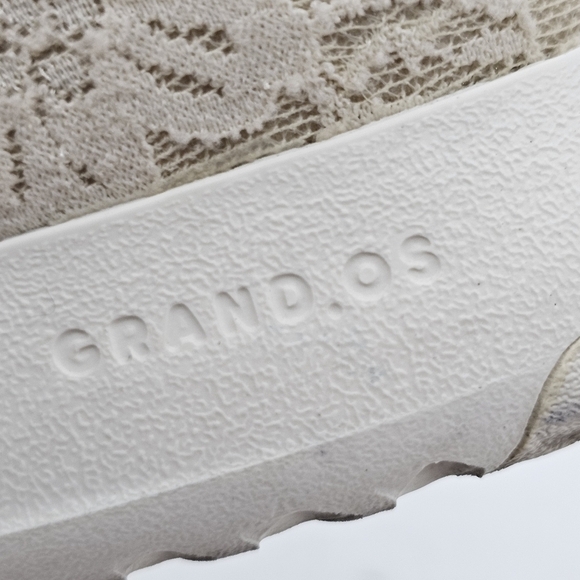 Cole Haan GrandPro Womens Tennis Shoes Floral Lace Sneakers Ivory Size 9.5 B - Picture 11 of 13